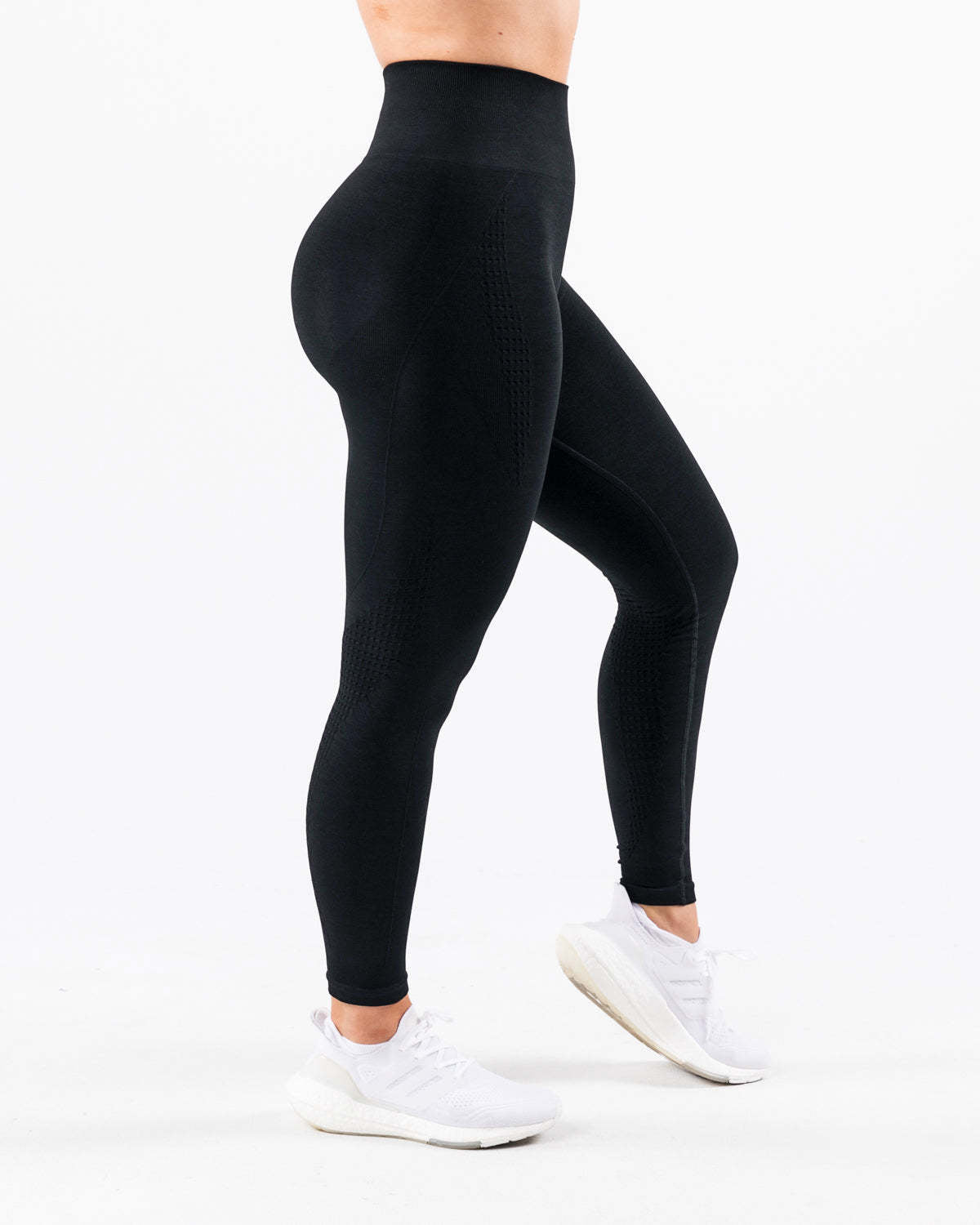 The Signature Legging
